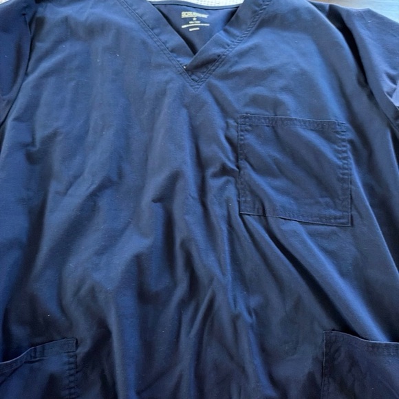 Assorted Scrub Top Collection - Picture 10 of 10